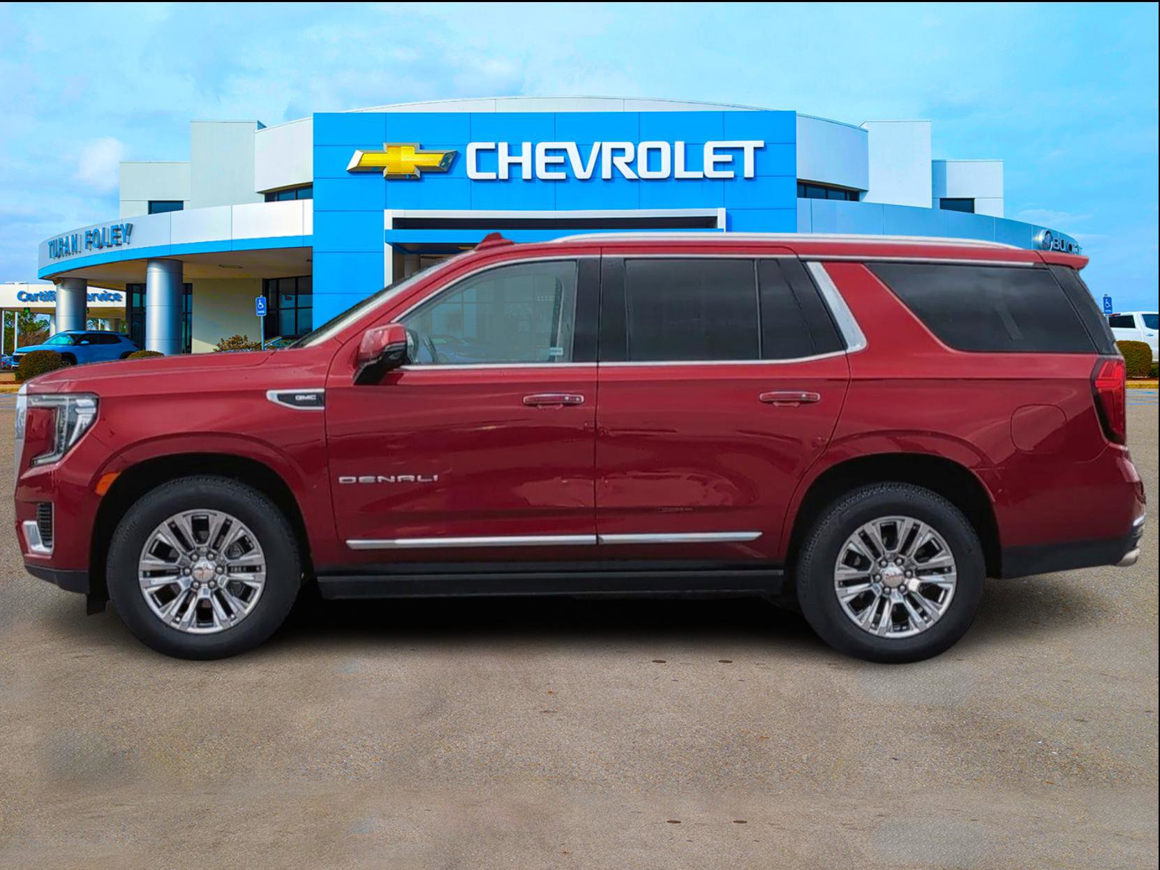 Used 2021 GMC Yukon Denali image 2