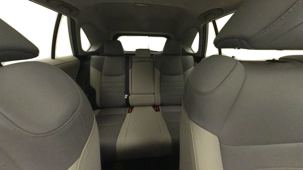 Certified 2021 Toyota RAV4 XLE Premium AWD/4WD image 28