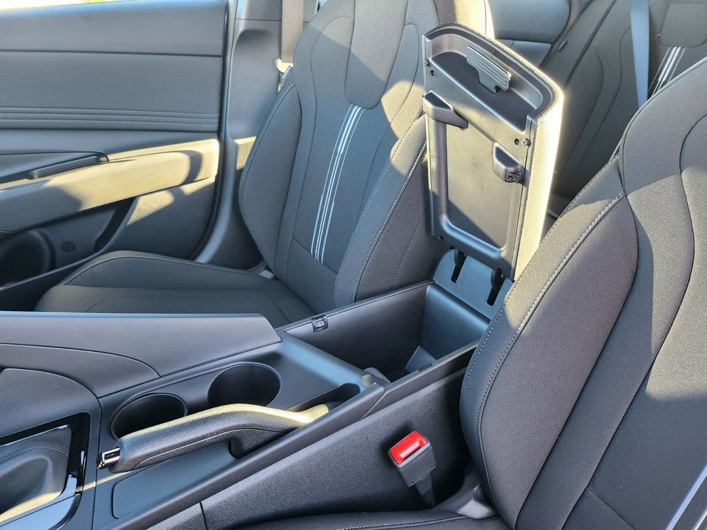 Certified 2026 Hyundai Elantra Sport image 26