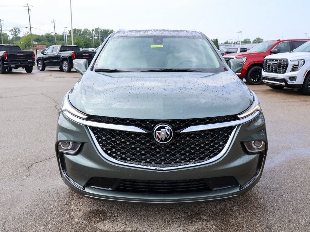 Used 2023 Buick Enclave Avenir w/ LPO, Floor Liner Package FWD image 31