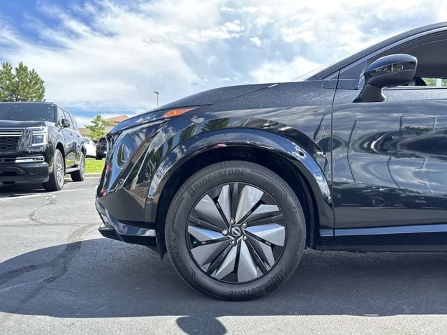 Certified 2023 Nissan Ariya AWD image 30