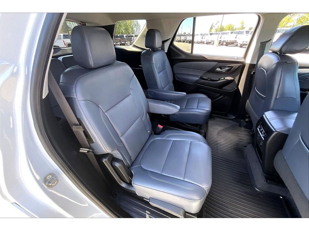 Used 2020 Chevrolet Traverse Premier AWD/4WD image 28