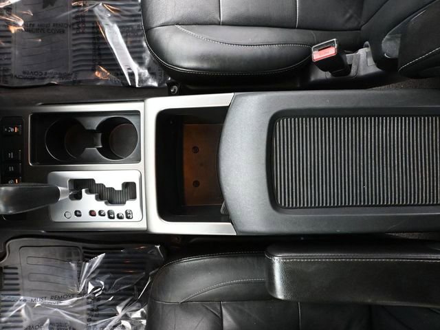 Used 2011 Nissan Armada Platinum w/ 2nd Row Captain Seat Pkg image 32