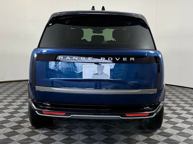 New 2026 Land Rover Range Rover Long Wheelbase SE AWD/4WD image 7