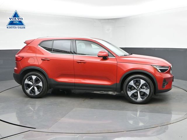 Used 2023 Volvo XC40 B4 Plus w/ Driver Assist Package