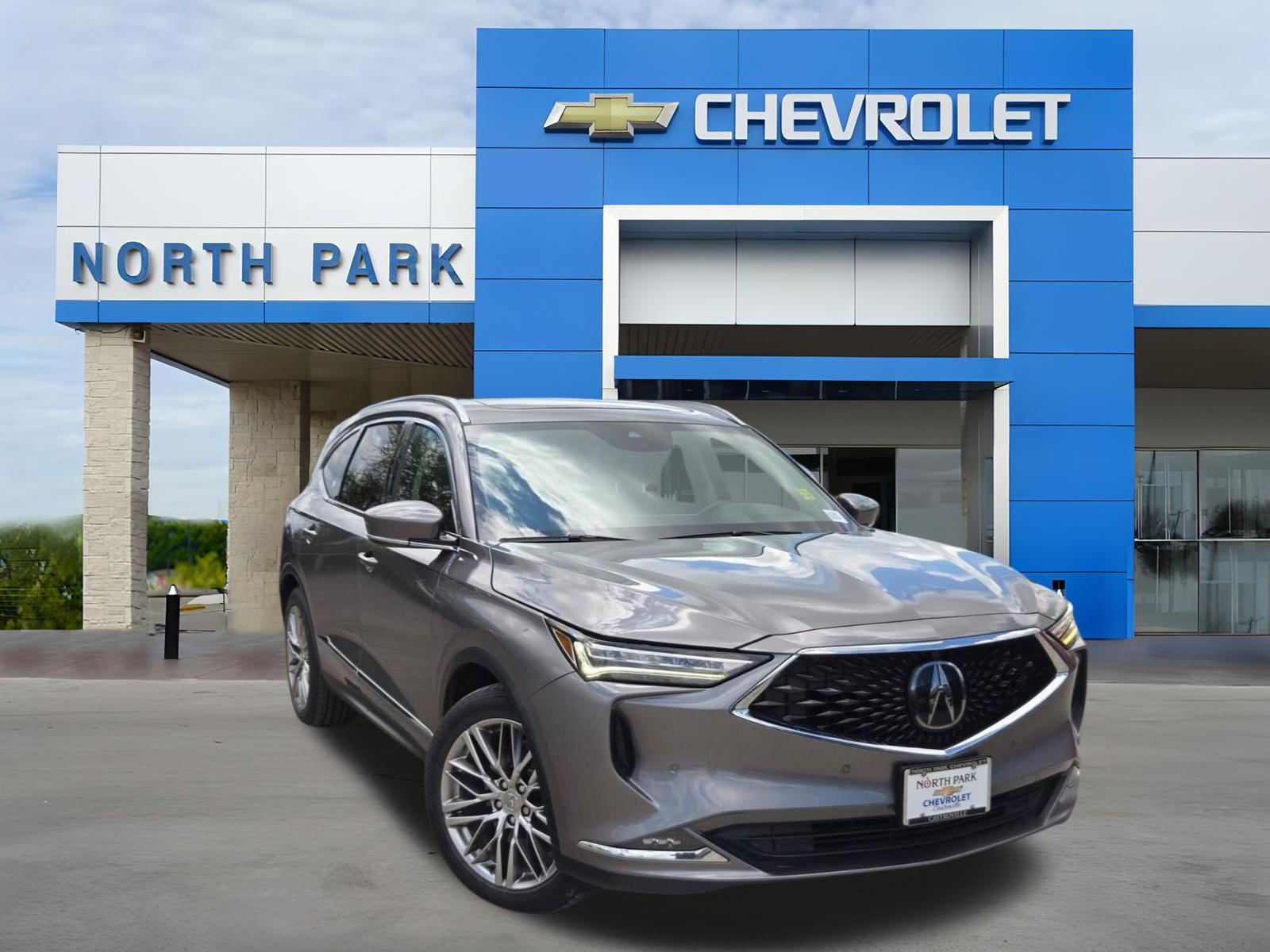 Used 2023 Acura MDX SH-AWD w/ Advance Package image 1