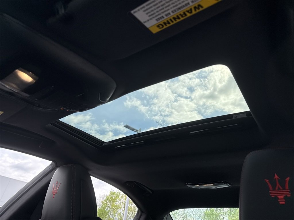 New 2024 Maserati Ghibli Modena Q4 image 28