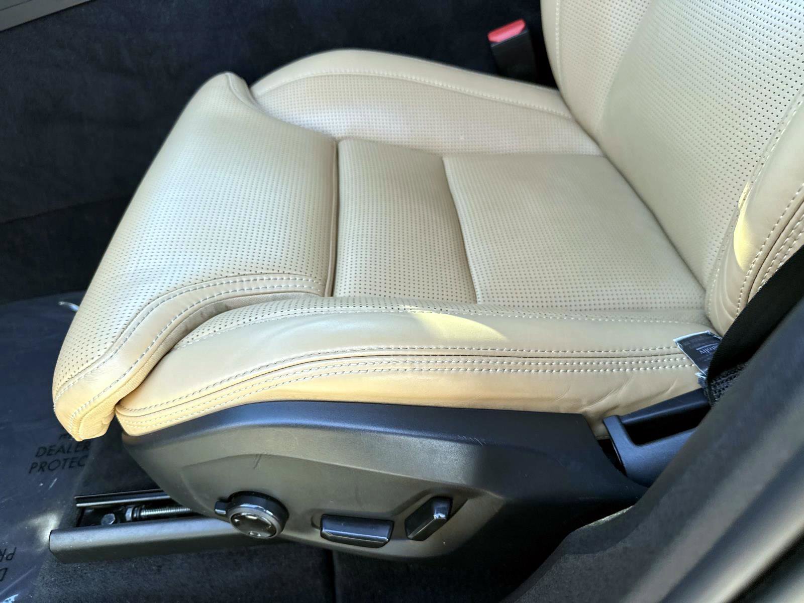 Used 2022 Volvo XC60 B5 Inscription w/ Advanced Package image 23