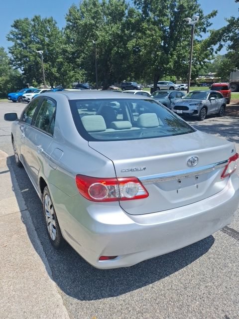 Used 2013 Toyota Corolla LE FWD image 7