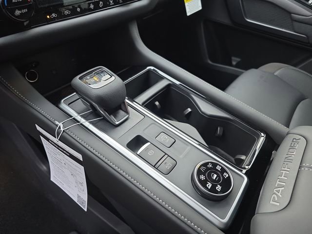 New 2025 Nissan Pathfinder SL image 27