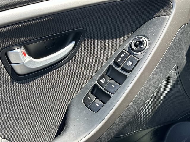 Used 2016 Hyundai Elantra GT FWD image 20