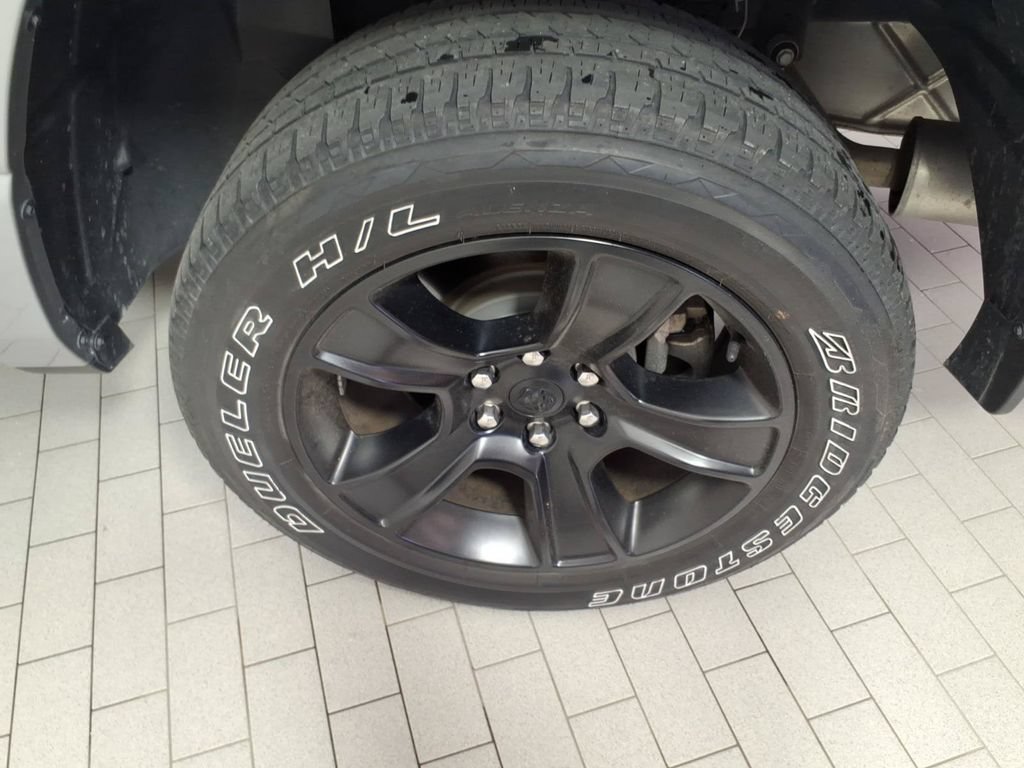 Used 2023 RAM 1500 Big Horn AWD/4WD image 8