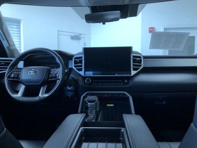 Used 2023 Toyota Tundra Limited image 12