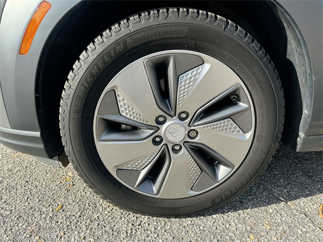 Used 2020 Hyundai Kona Limited image 10