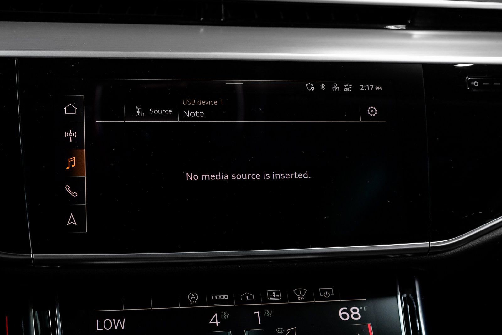 Used 2022 Audi A8 L 3.0T w/ Luxury Package image 40