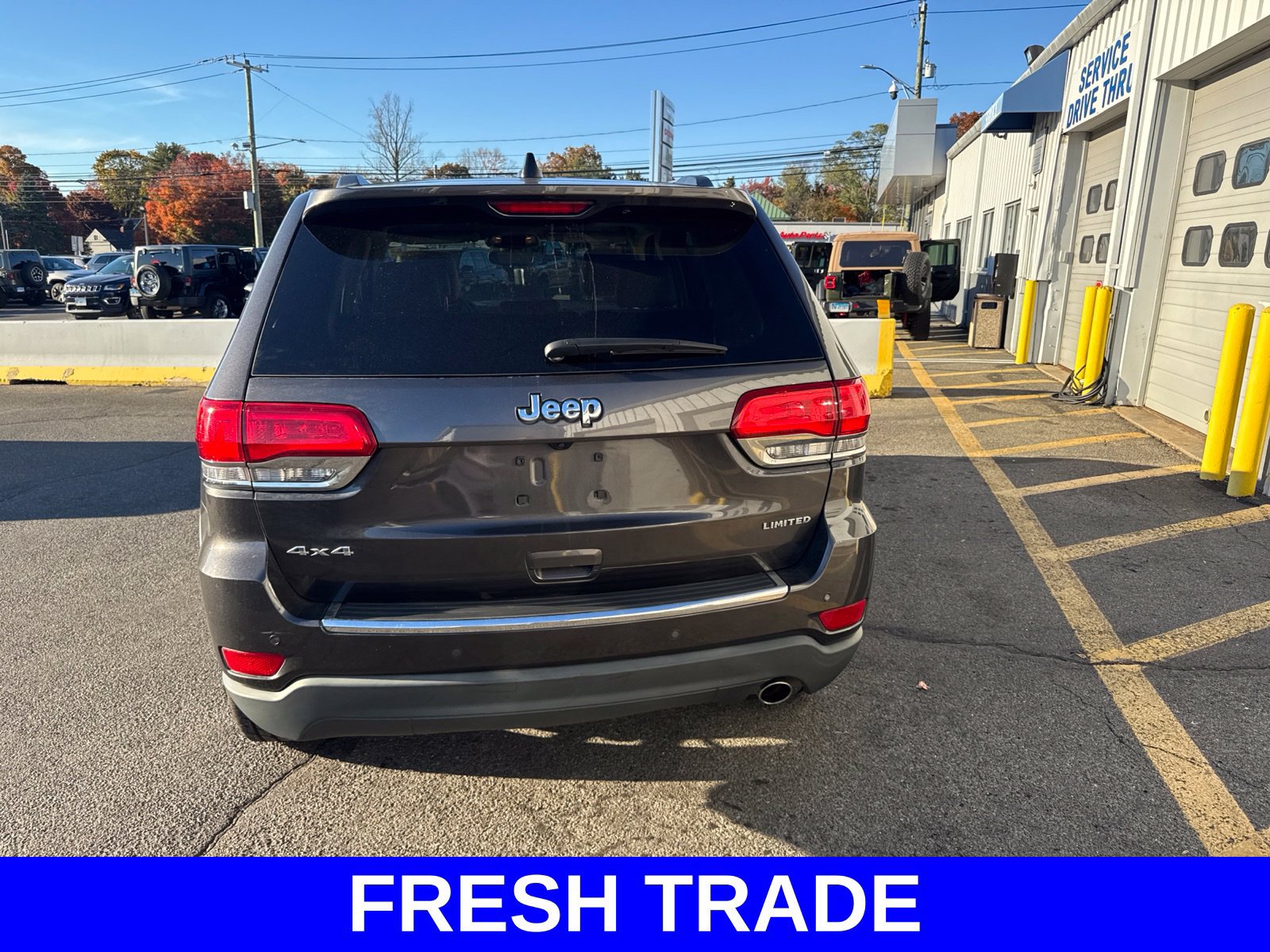 Used 2019 Jeep Grand Cherokee Limited AWD/4WD image 5