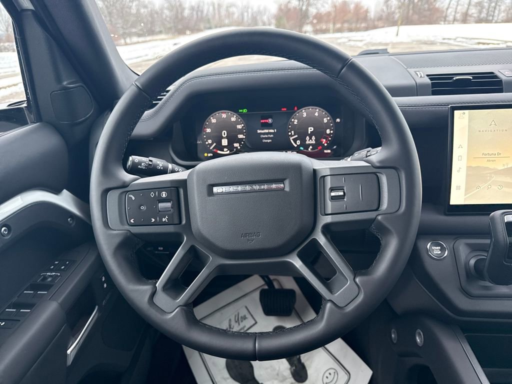 New 2025 Land Rover Defender 130 X-Dynamic SE image 17