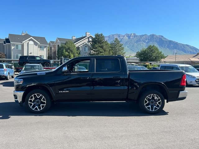 Used 2025 RAM 1500 Laramie AWD/4WD image 9