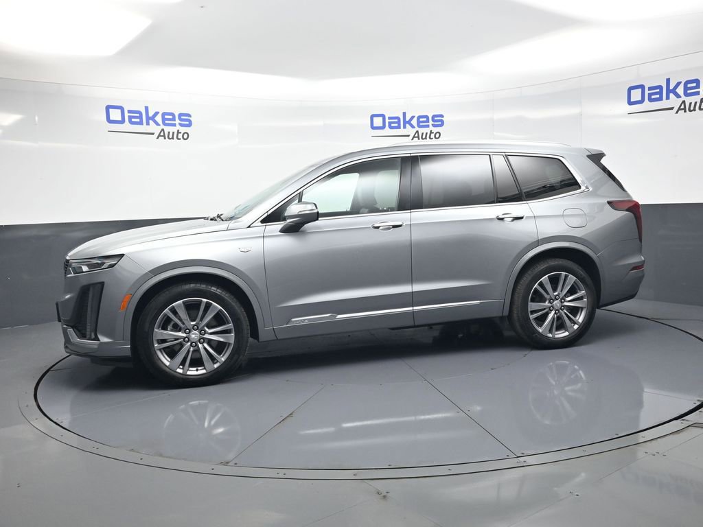 Used 2025 Cadillac XT6 Premium Luxury image 5