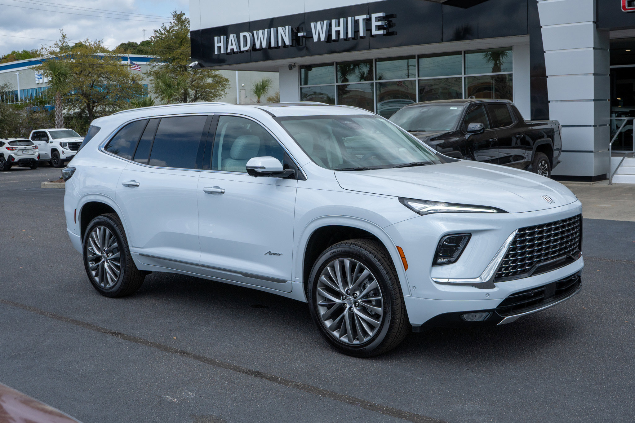 New 2026 Buick Enclave Avenir w/ Super Cruise Package image 1