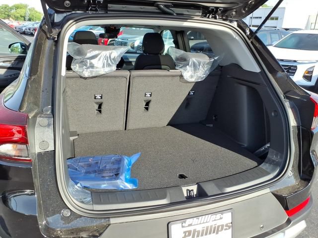 New 2026 Chevrolet TrailBlazer LT w/ LT Cold Weather Package FWD image 9