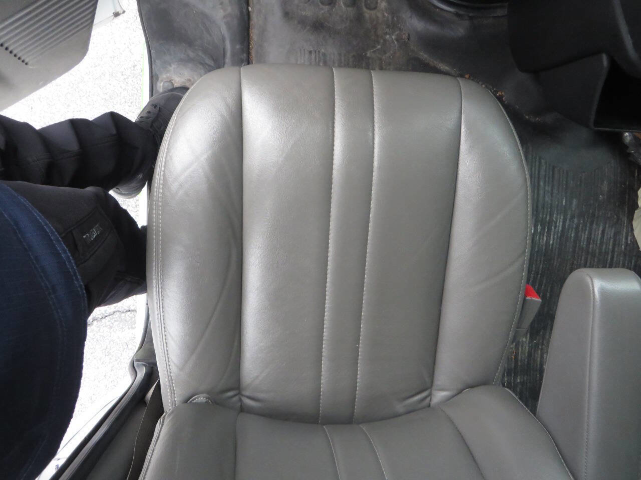 Used 2021 Chevrolet Express 2500 Extended w/ Driver Convenience Package image 42