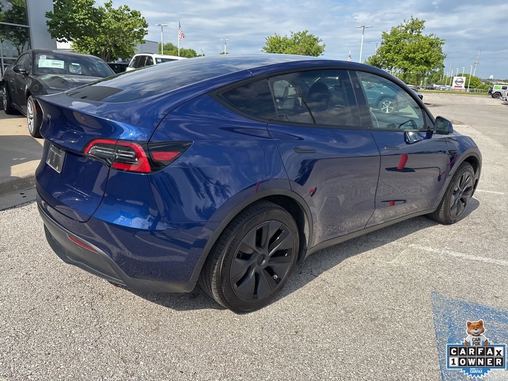 Used 2024 Tesla Model Y Long Range RWD image 28