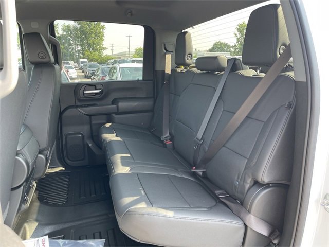 New 2023 GMC Sierra 3500 Pro w/ Gooseneck/5TH Wheel Package image 17