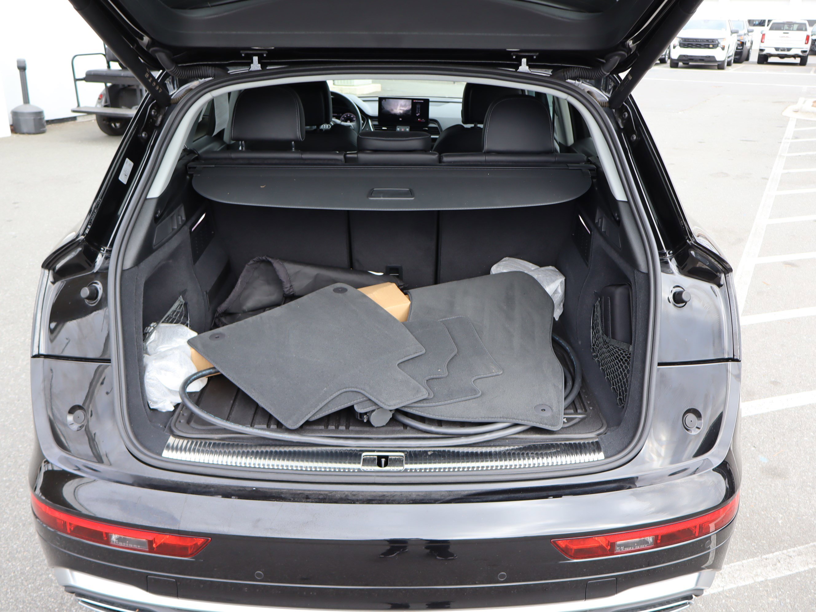 Used 2024 Audi Q5 e Premium image 33