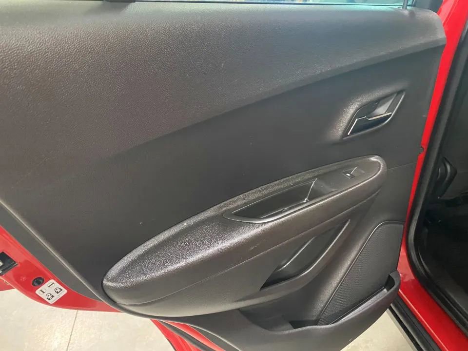 Used 2015 Chevrolet Trax LT w/ LPO, Protection Package image 33