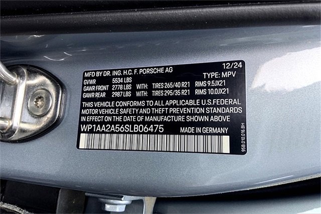 New 2025 Porsche Macan Turbo image 42