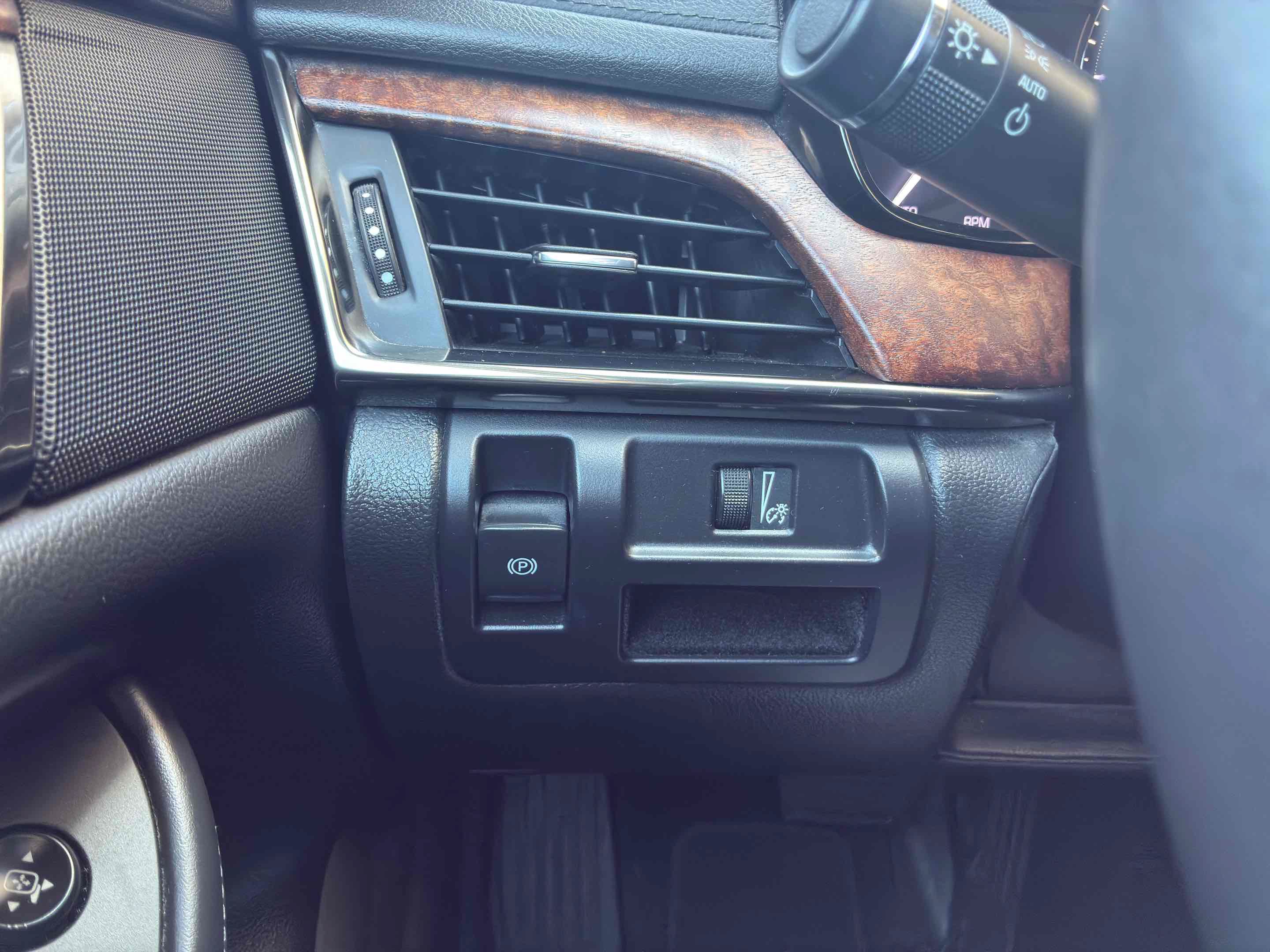 Used 2017 Cadillac CTS Luxury RWD image 35