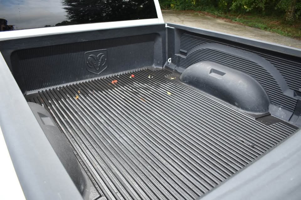 Used 2011 RAM 1500 ST image 9