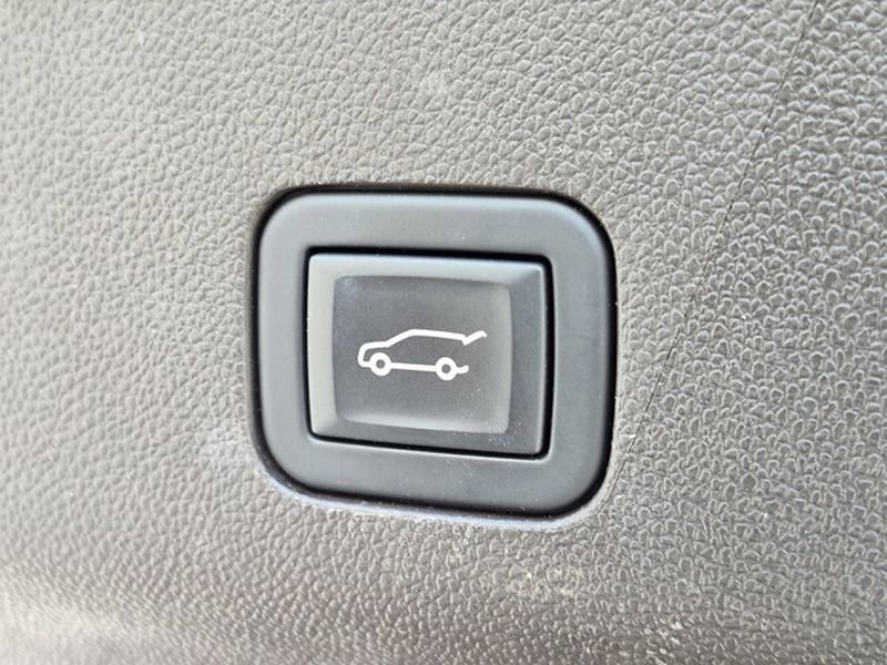 Used 2024 GMC Yukon Denali image 20