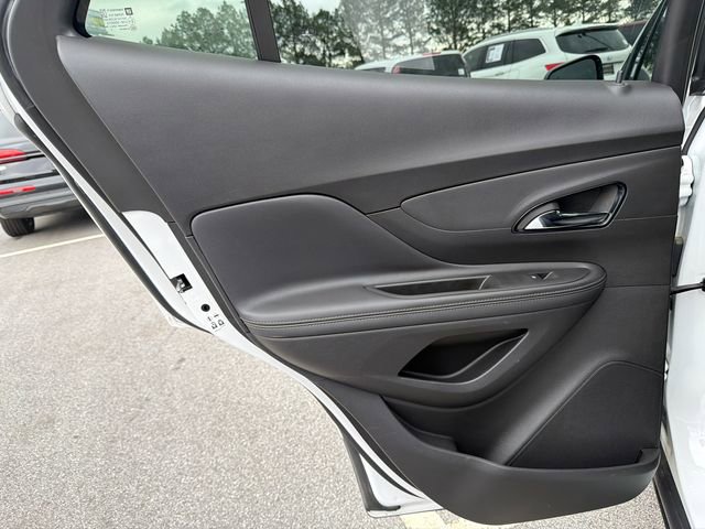 Used 2022 Buick Encore Preferred w/ Safety Package image 21