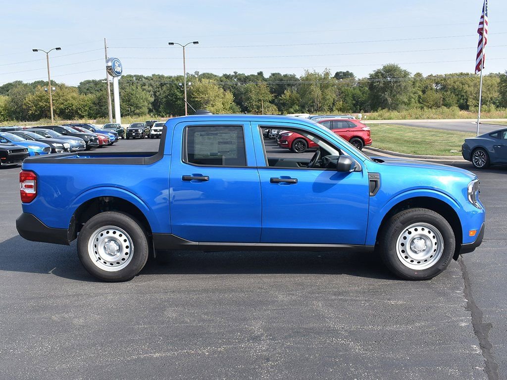 New 2025 Ford Maverick XL w/ 4K Tow Package AWD/4WD image 13