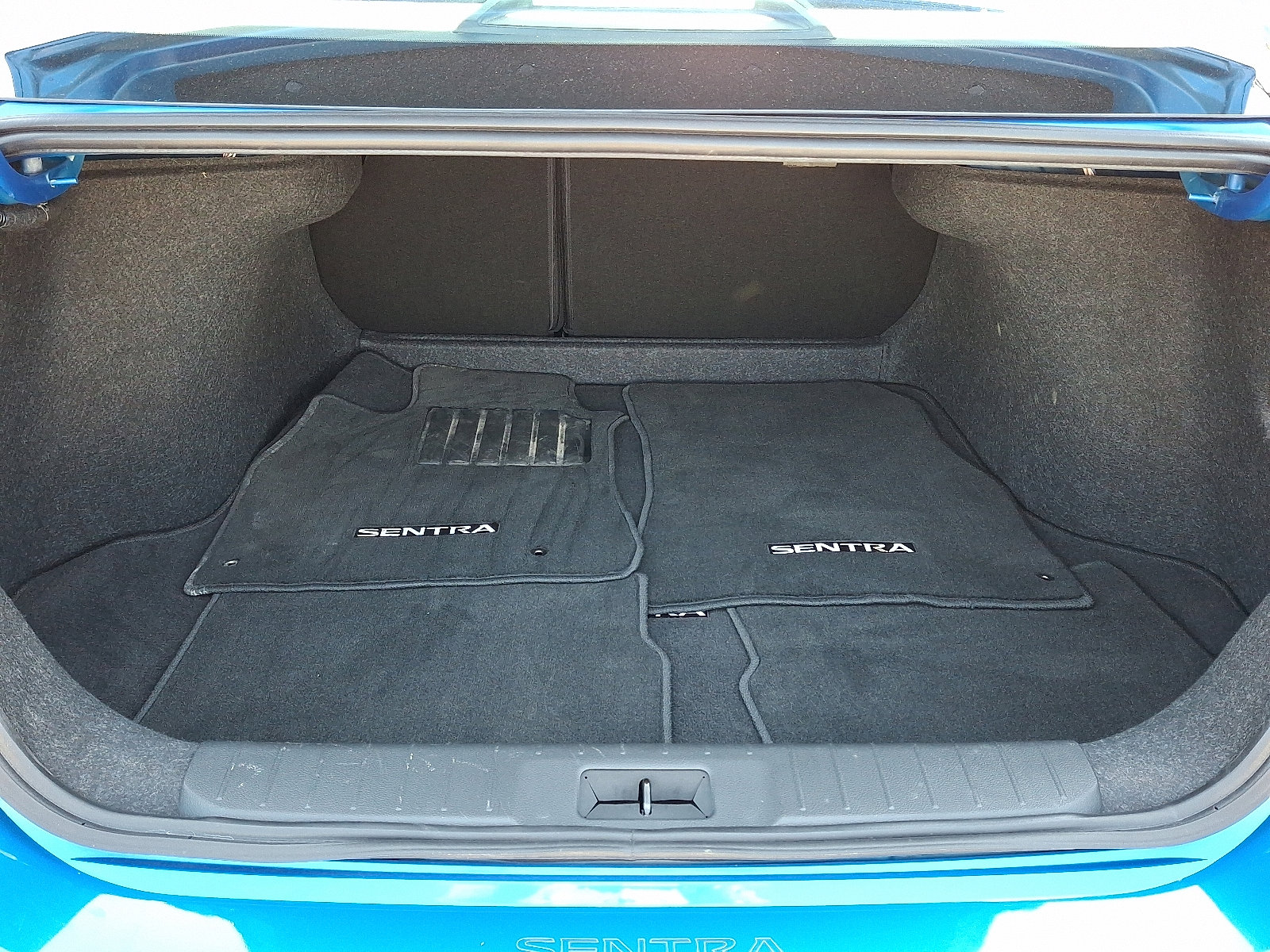 Certified 2024 Nissan Sentra SV image 29