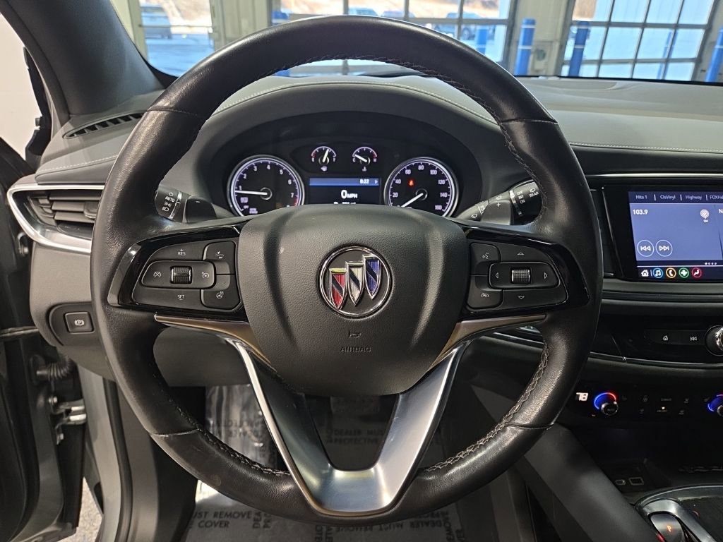 Used 2023 Buick Enclave Essence image 12