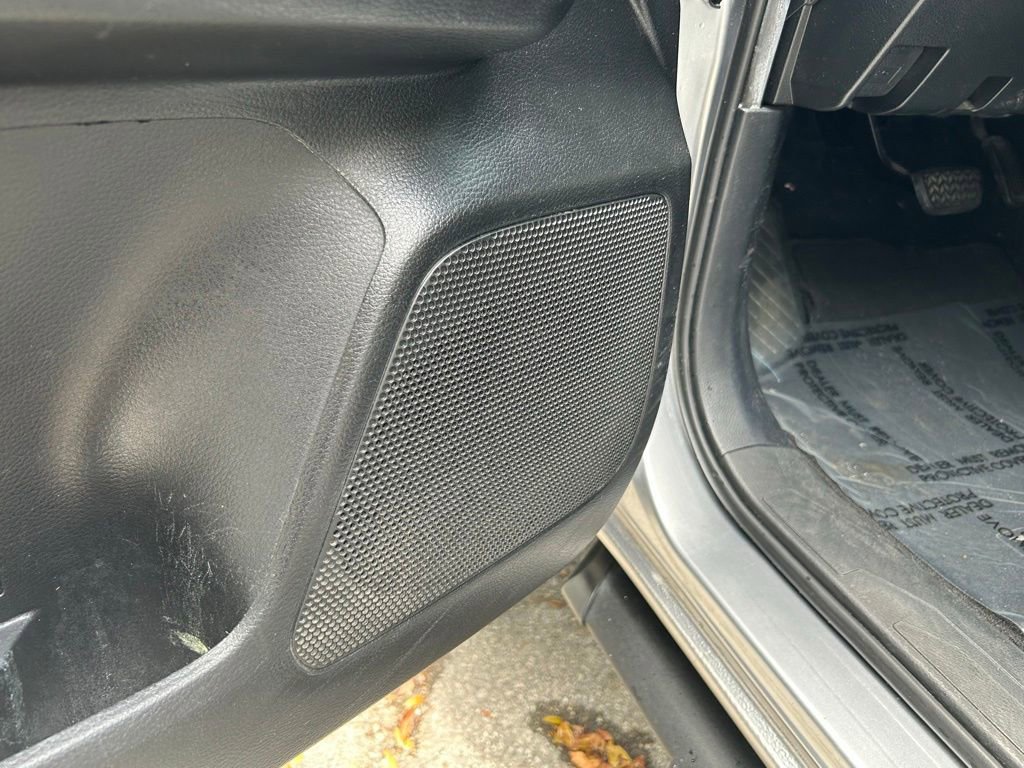 Used 2021 Toyota Tacoma TRD Off-Road image 17