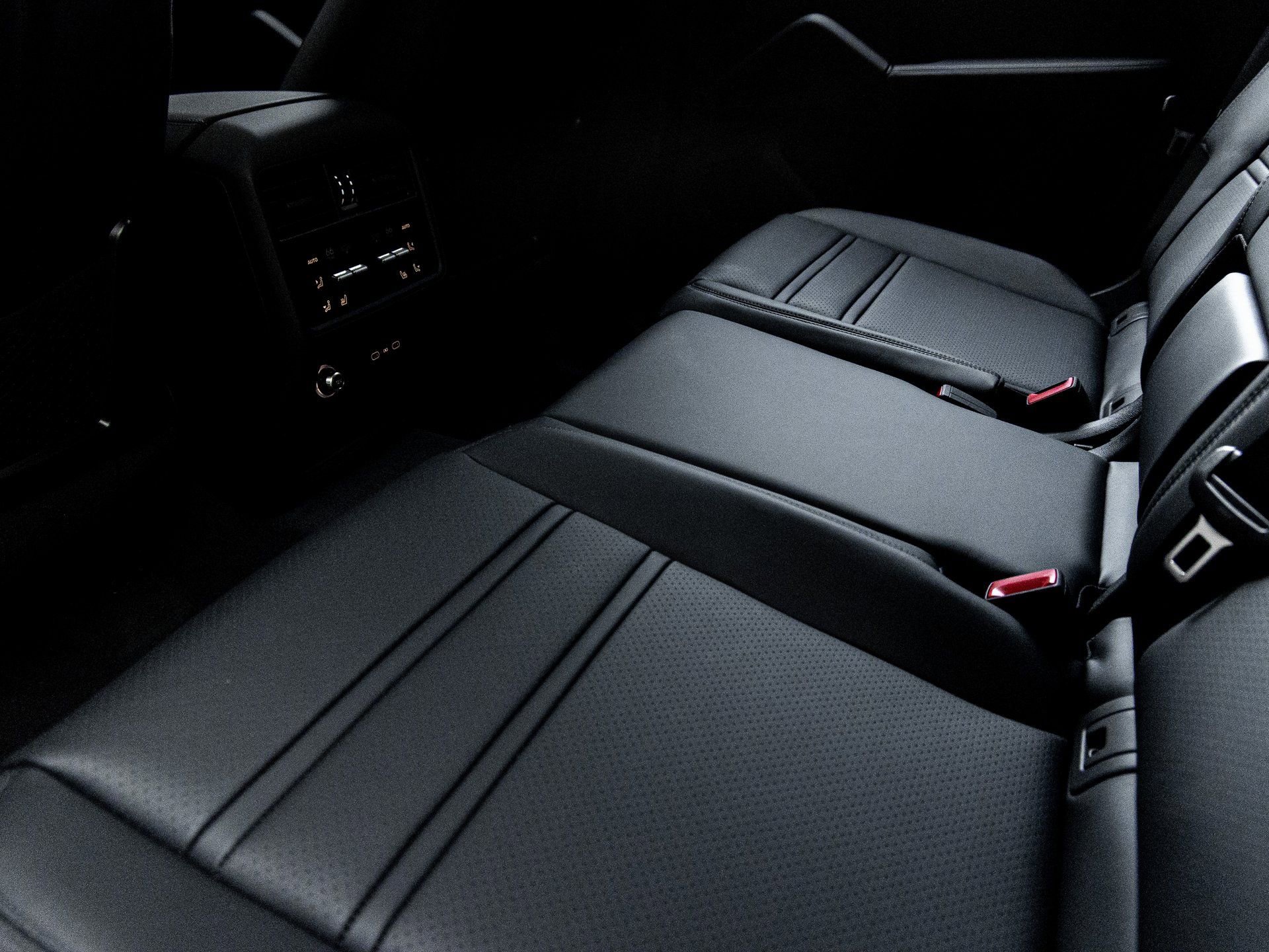 New 2026 Porsche Cayenne S image 26