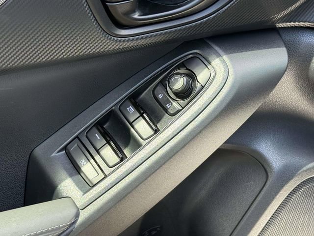 Used 2024 Subaru Crosstrek 2.0i Premium AWD/4WD image 9