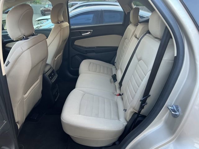 Used 2017 Ford Edge SEL image 7