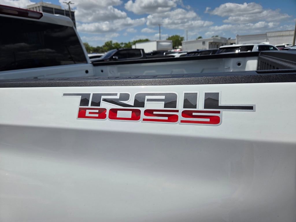 Certified 2025 Chevrolet Silverado 1500 Custom Trail Boss AWD/4WD image 11