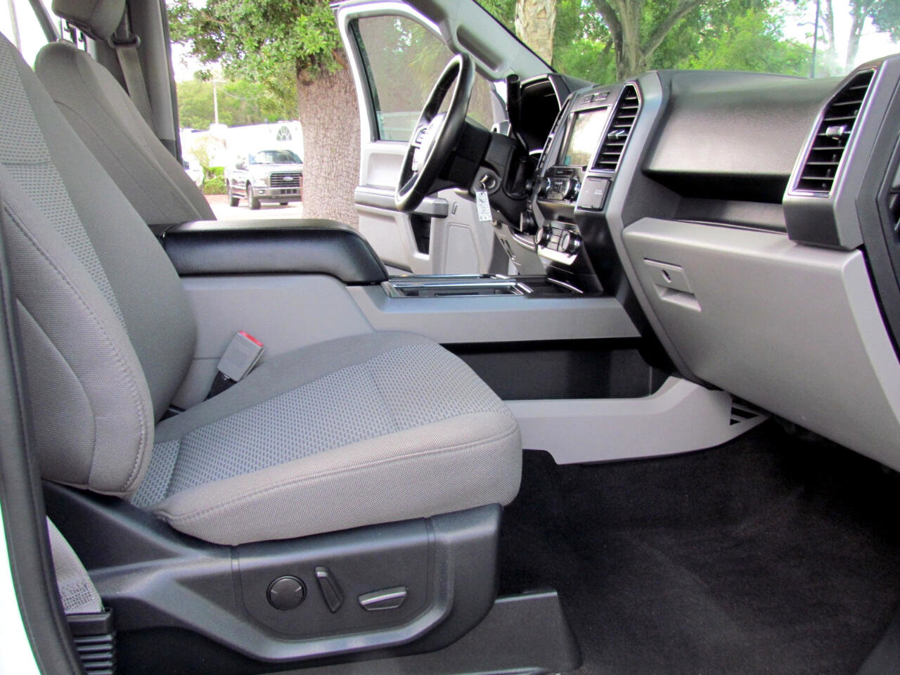 Used 2019 Ford F150 XLT w/ Equipment Group 302A Luxury image 18