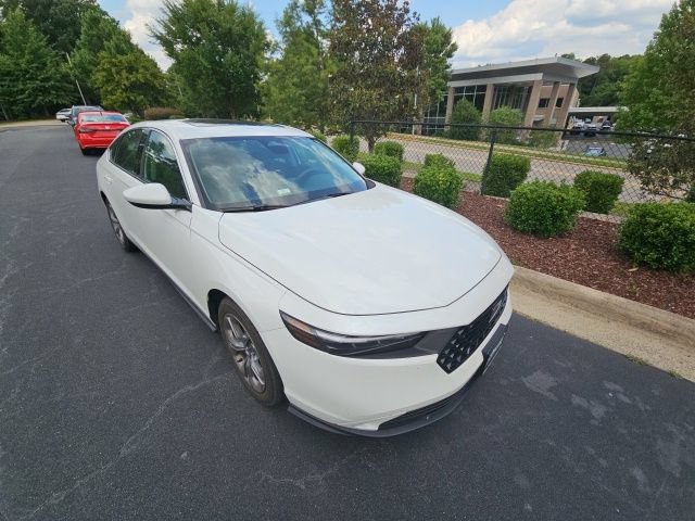 Used 2024 Honda Accord EX image 7