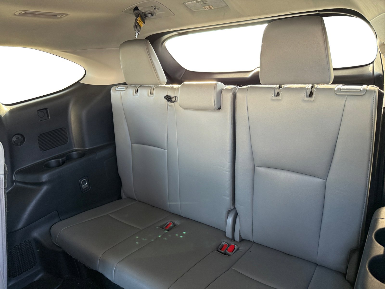 Used 2023 Toyota Highlander Limited image 12