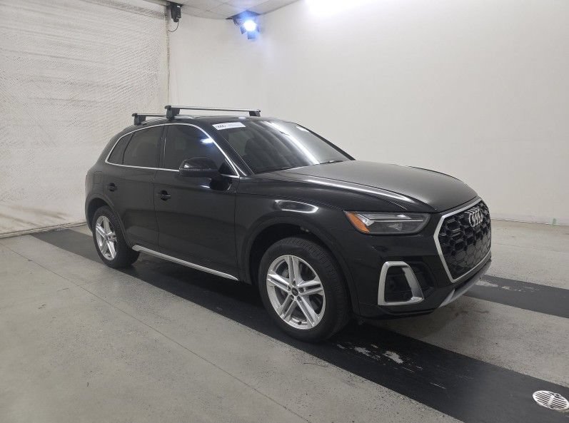 Used 2024 Audi Q5 e Premium Plus w/ Premium Plus Package AWD/4WD video 1
