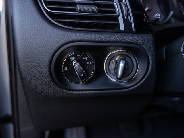 New 2026 Porsche Macan image 46