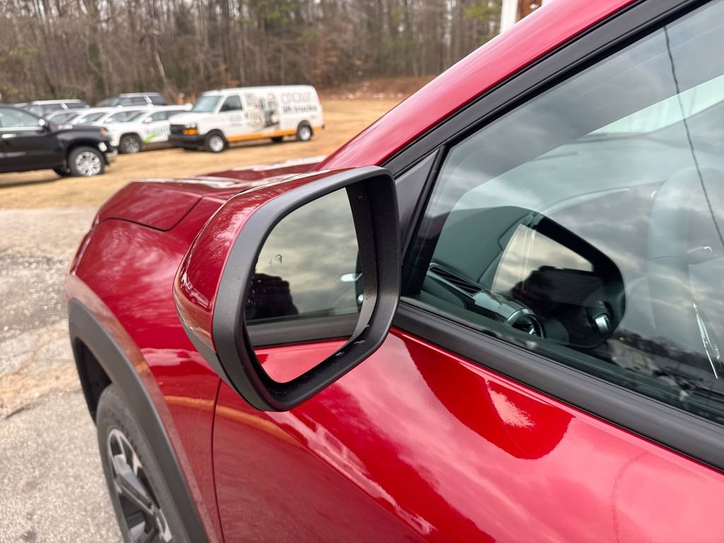 New 2026 Chevrolet Equinox LT image 11