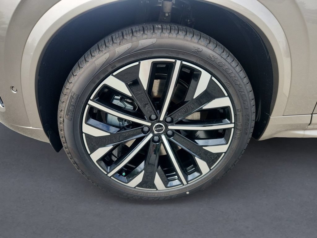 New 2026 Volvo XC90 T8 Ultra w/ Lounge Package AWD/4WD image 8